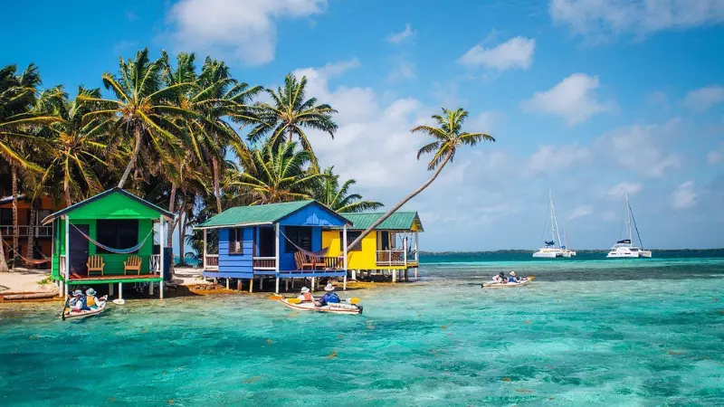 Fiji vs Bora Bora 2025 — Which Island Paradise Wins?