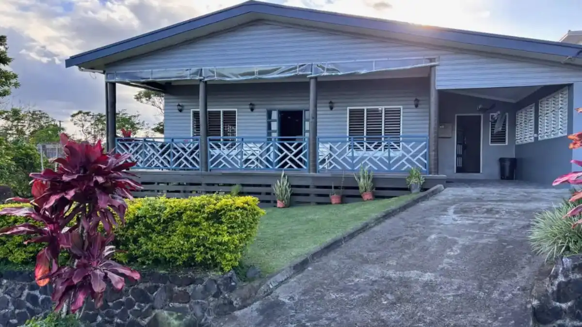 Illustrative rural guesthouse setting in the Sigatoka Valley, Fiji.