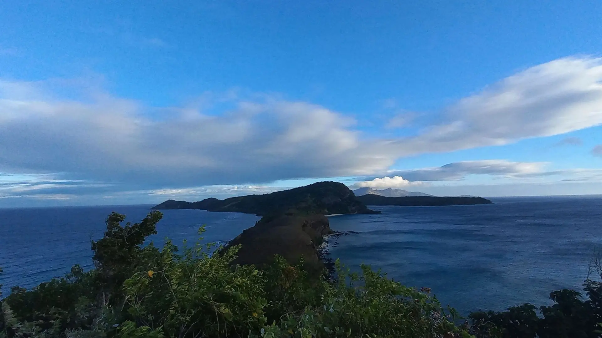Panoramic view of the tranquil Nanuya Balavu Island Beach in the Yasawa Islands, Fiji