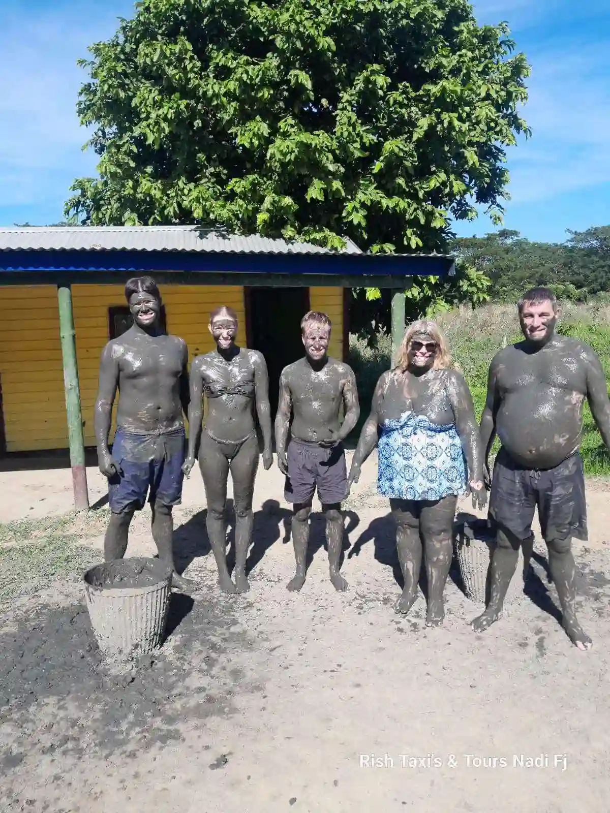 Rish Taxis & Tours Nadi Fj 3