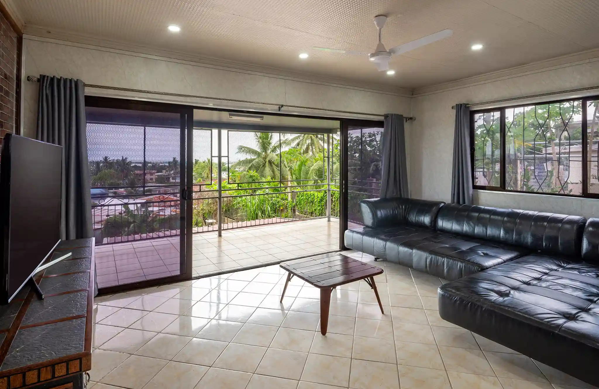 A1 Homestay in Suva, Fiji 4