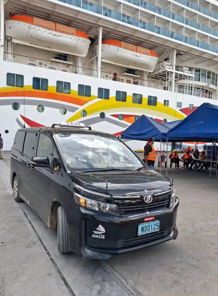 Fiji Paradise Tours & Transfers – Airport Transfers & Private Tours in Nadi 2