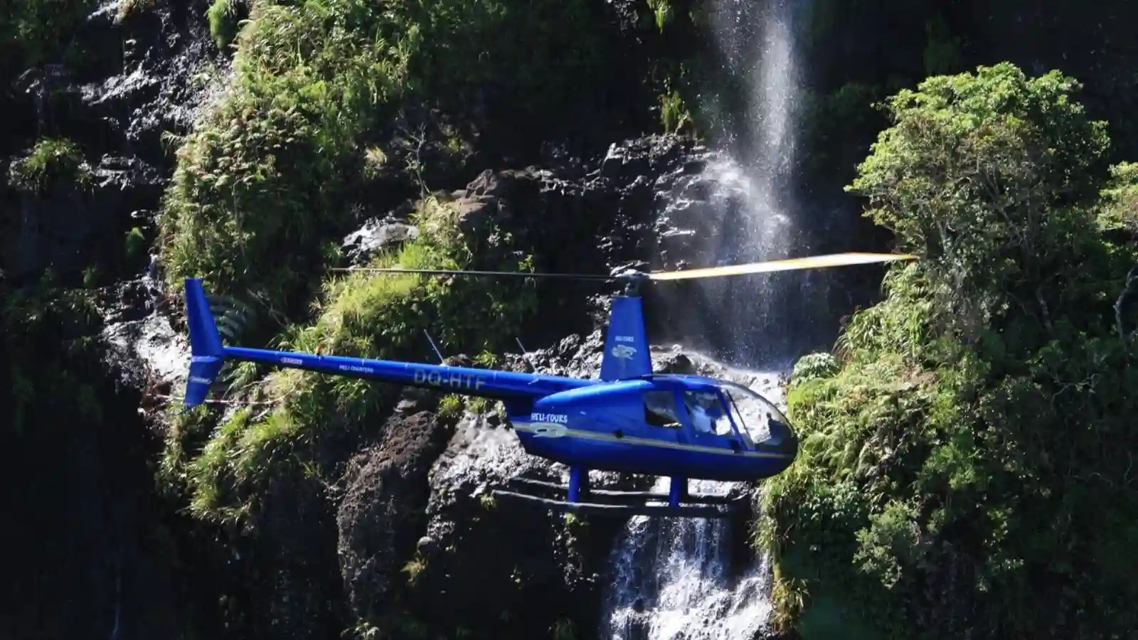 Heli-Tours Fiji – Scenic Helicopter Flights, Island Transfers & Charters 3