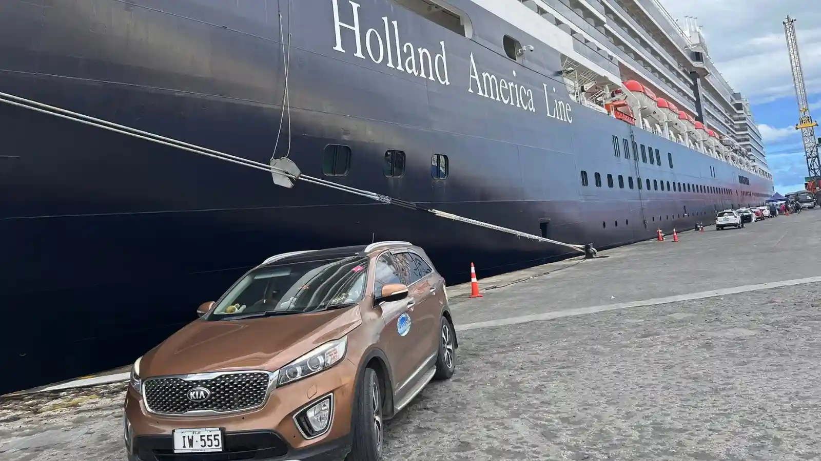 Ash Transfer & Tours Fiji 3