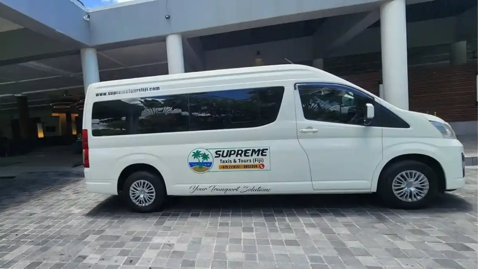 Private Airport Transfers in Nadi, Fiji | Supreme Taxis & Tours 1