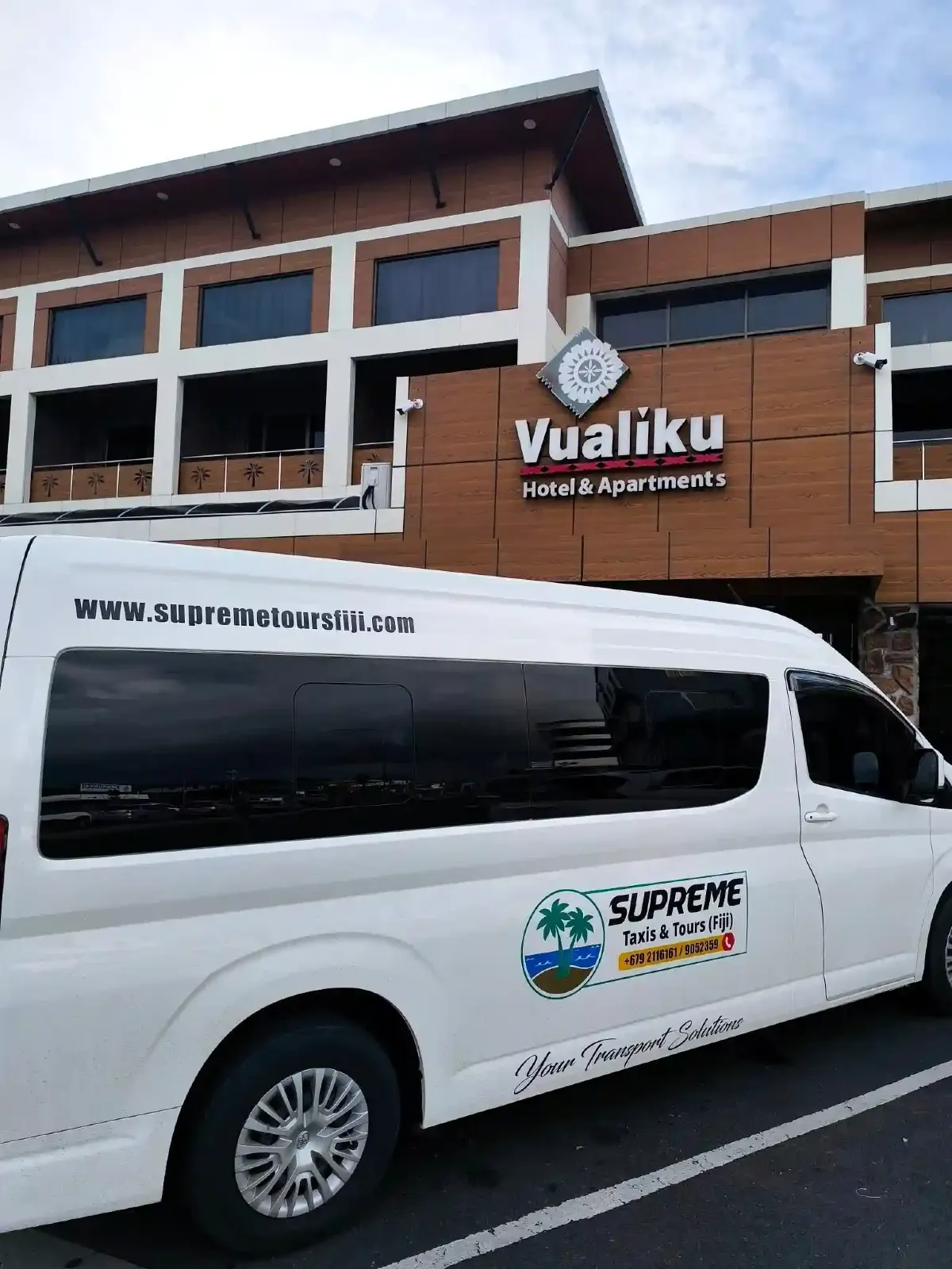 Private Airport Transfers in Nadi, Fiji | Supreme Taxis & Tours 6