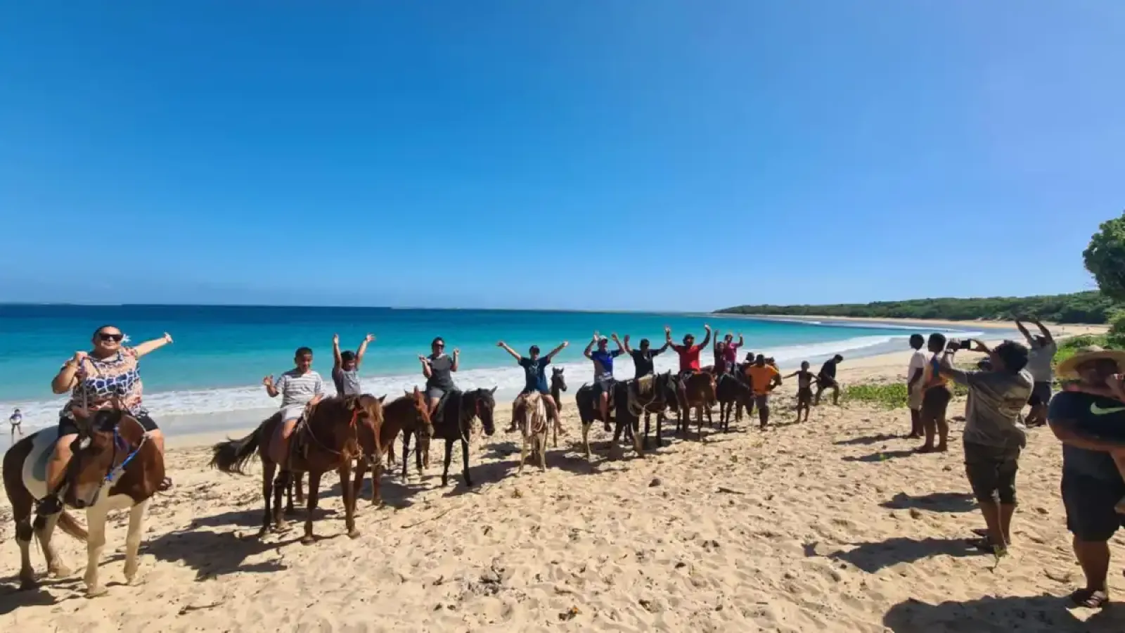 Natadola Bay Horseriding Tours, Transfers & Beach Massage 1